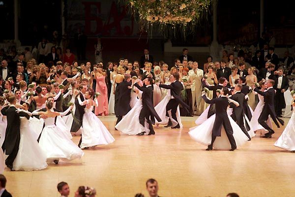 the-history-behind-the-first-dance-ballroom-dance-lessons